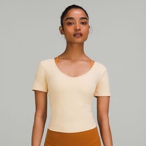 Lululemon Align Tee in Prosecco